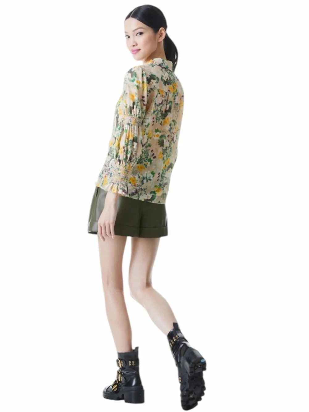 ALICE & OLIVIA COSIMA FLORAL BUTTON DOWN
BLOUSE - Picture 5 of 9